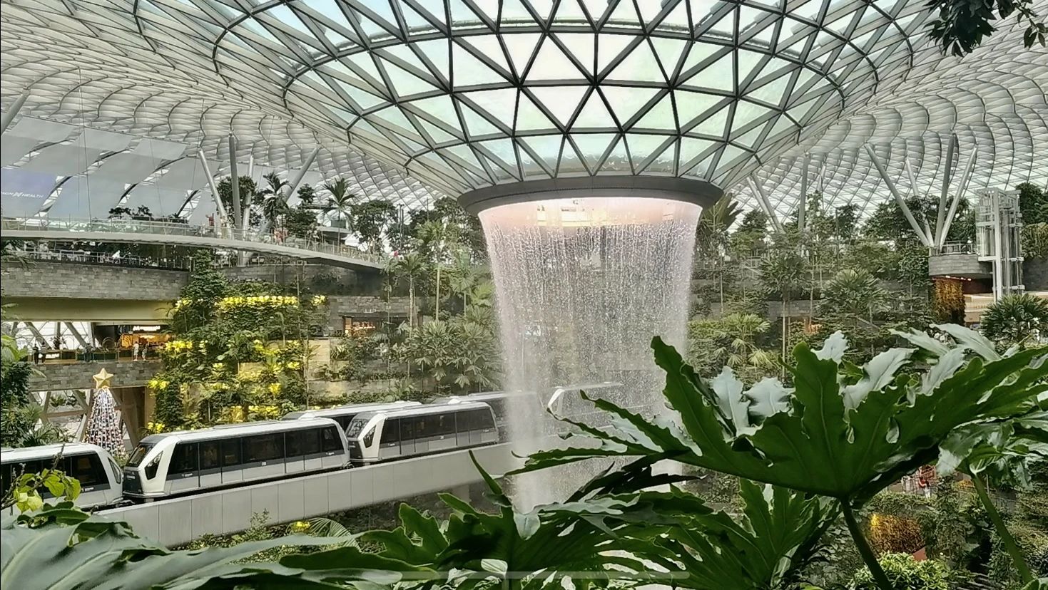 1701006895243088322.jpg 1701006895243088322.jpg