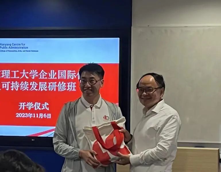 1701006982943025648.jpg 1701006982943025648.jpg